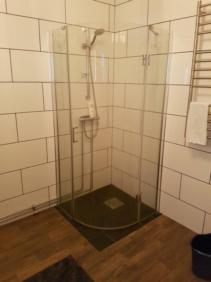 Horlinge Guesthouse Finja Esterno foto